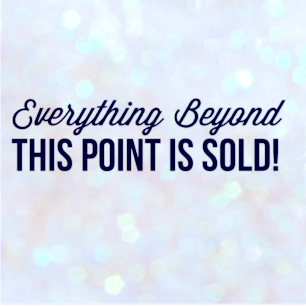 Please shop my closet for deals & bundle discounts